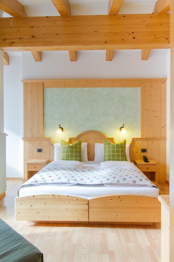 Hotel Genzianella Ziano di Fiemme Екстериор снимка